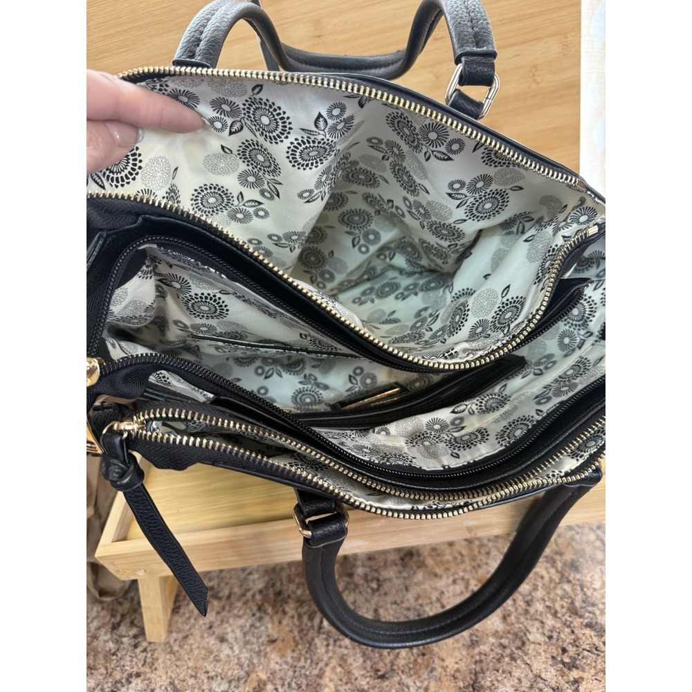 Urban Expression Large Purse, Vegan Leather, Multiple Compartment's-good cond - Picture 9 of 16